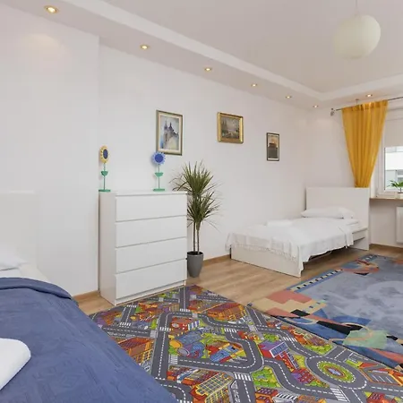Apartamento Centrum Two-bedrooms By Renters